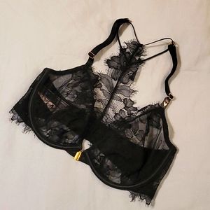 VS RARE discontinued Black front closing bra NWT